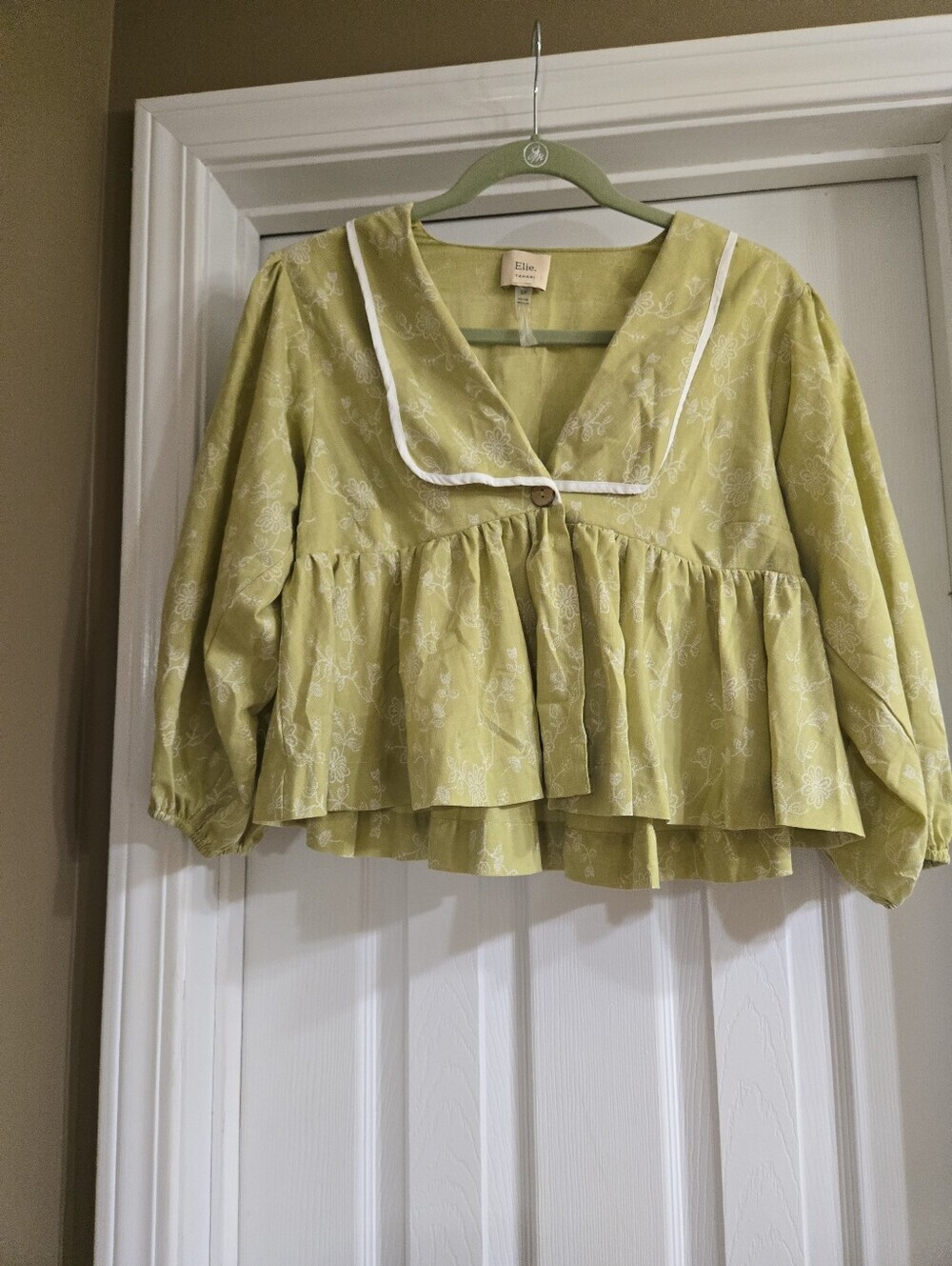 Tahari Pale Yellow Floral Peplum Blouse with White Piping Size S